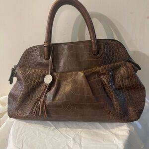 Elegant Brown Crocodile-Embossed Women's Bag